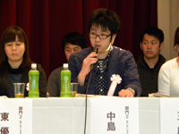 まちづくりフォーラムで発言する中島<br>さん