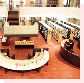 神戸学院大学図書館：風景