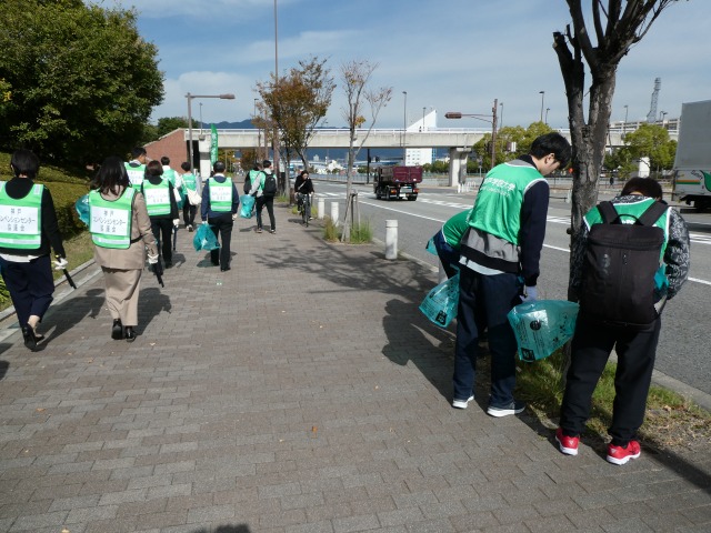 神戸学院大学の清掃の様子(画像)