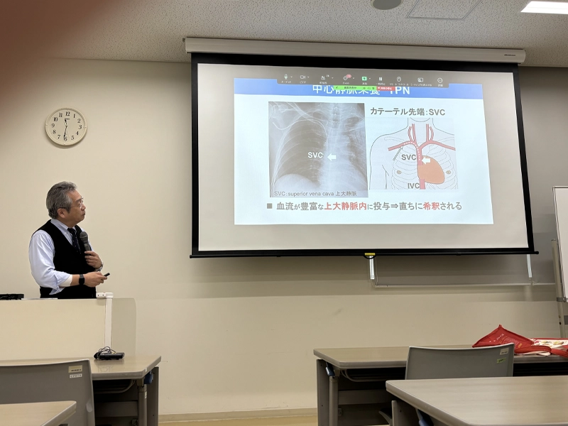千里金蘭大学の井上教授による特別講演