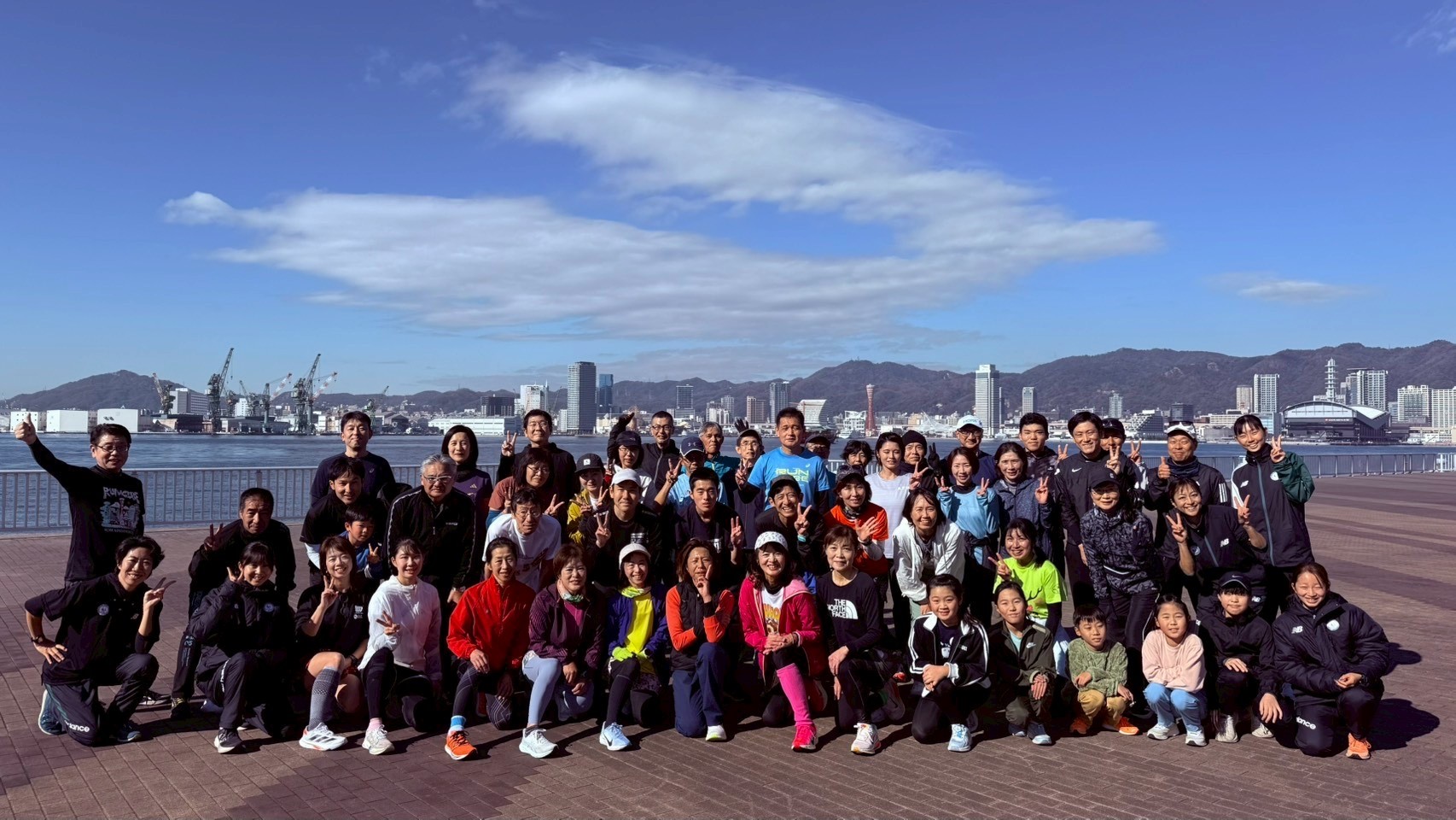 ランニングフェスタ参加者全員で記念撮影