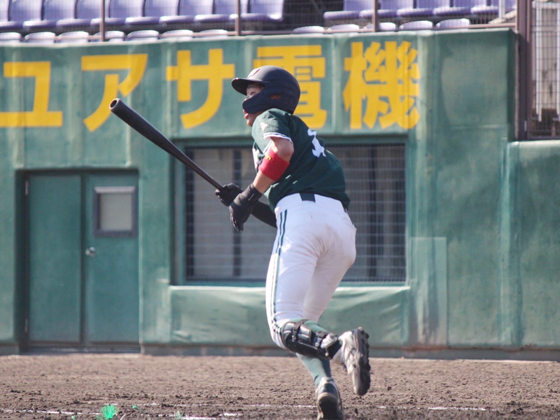 決勝戦で先制の本塁打を放った広中慶伸捕手