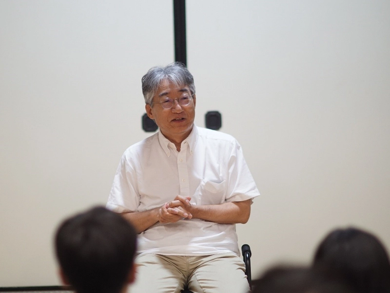 公演に先立つ長谷川教授によるレクチャー