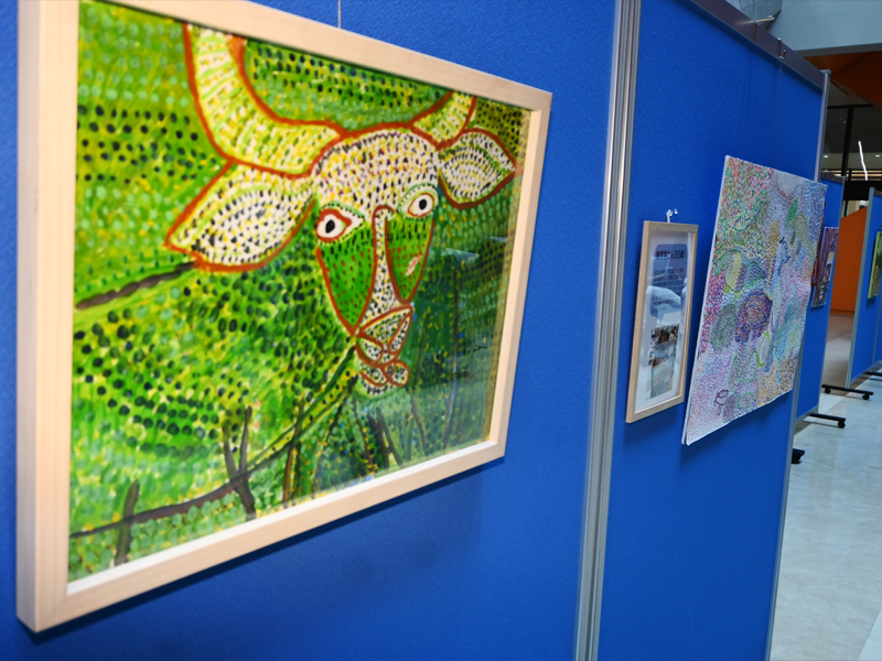 絵画展の展示作品