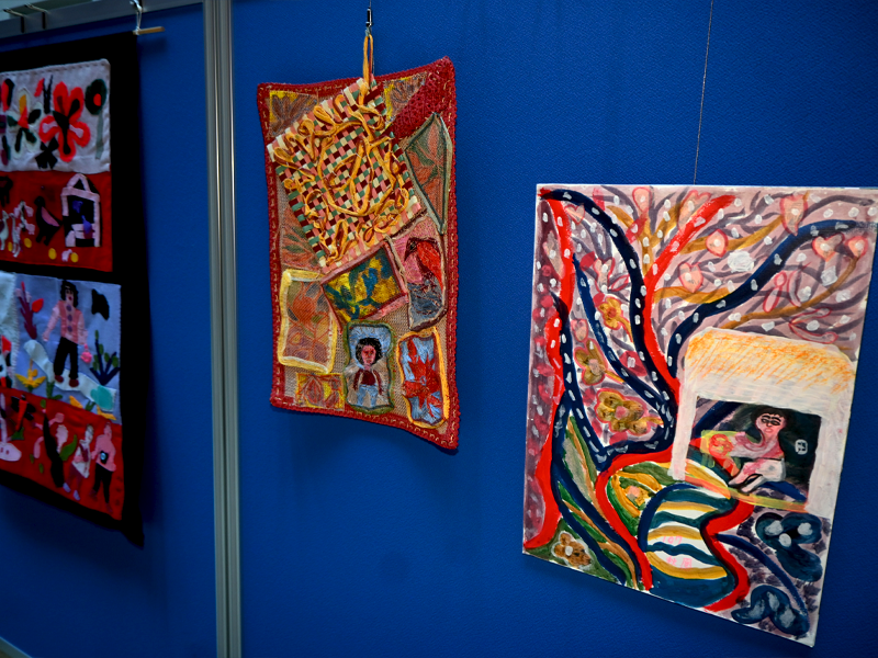 絵画展の展示作品