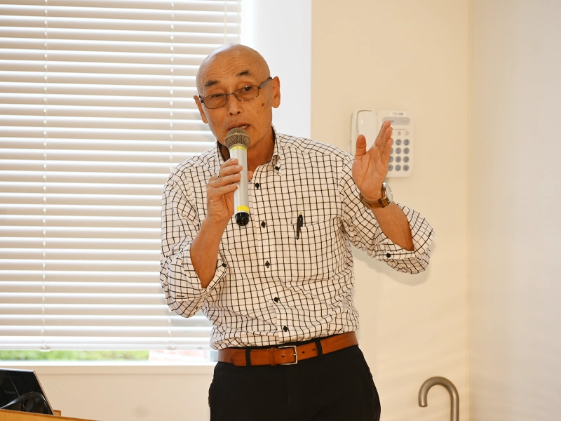 講演する増田さん