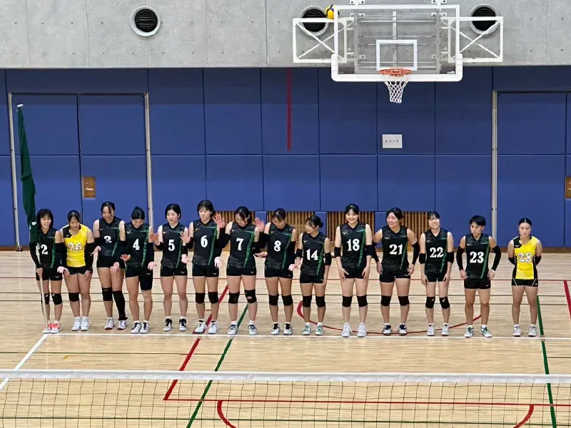 整列した部員ら