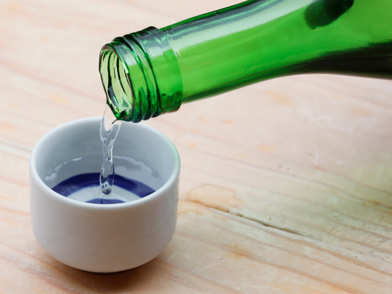 これからの季節にはうれしい日本酒も返礼品(C)一般財団法人神戸観光局