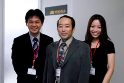 心理カウンセラー若林氏・日教授・インテークワーカー菊田氏(写真左より)