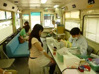 献血車内の様子