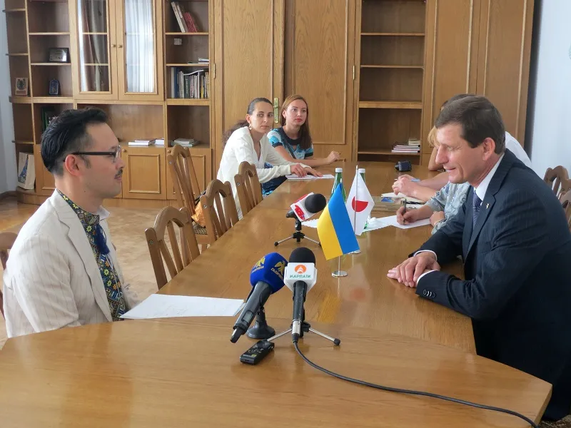 イヴァノ・フランキーウシク州のシチ州議会議長と