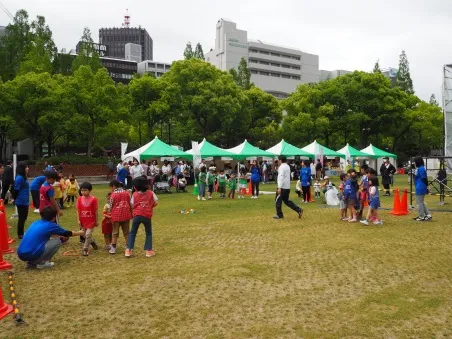 エリア1「ヘルシーキッズ宝あつめ鬼ごっこ」