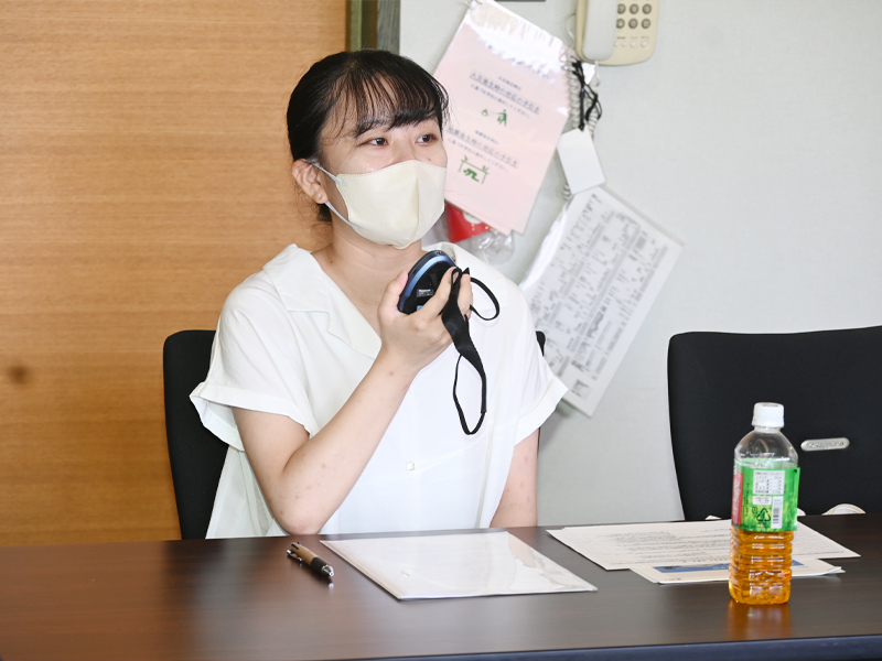 発言する田中杏実さん