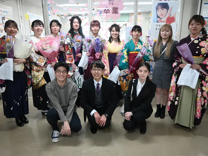 卒業するボランティア活動支援室学生スタッフ