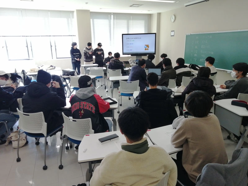 林ゼミの「ゲーム市場」チーム