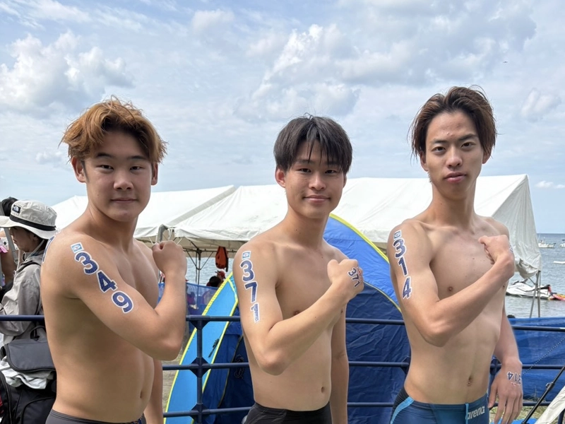 出場した松谷さん（左）井垣さん（中央）、三田さん（右）