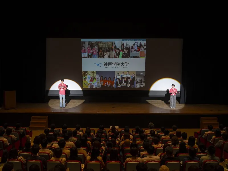 学生スタッフ「オーキャンズ」による大学紹介