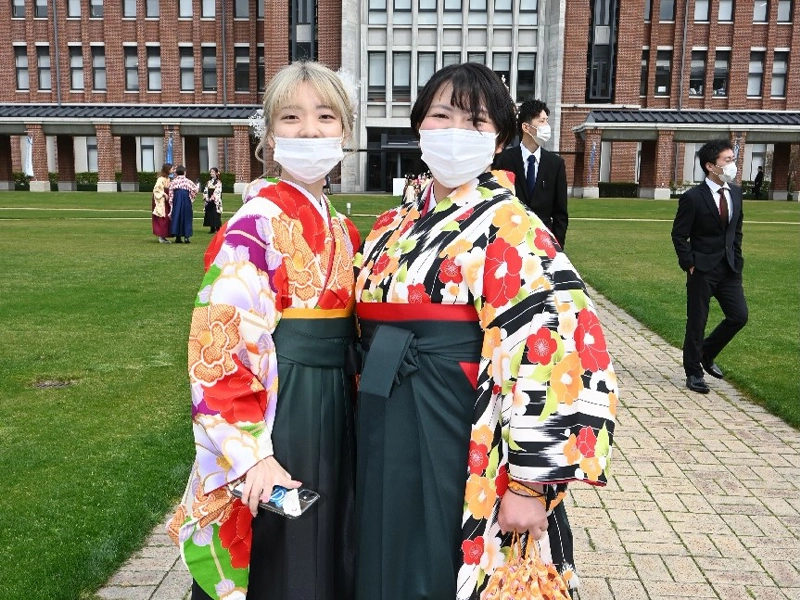 キャンパスグリーンは記念撮影の人気スポット