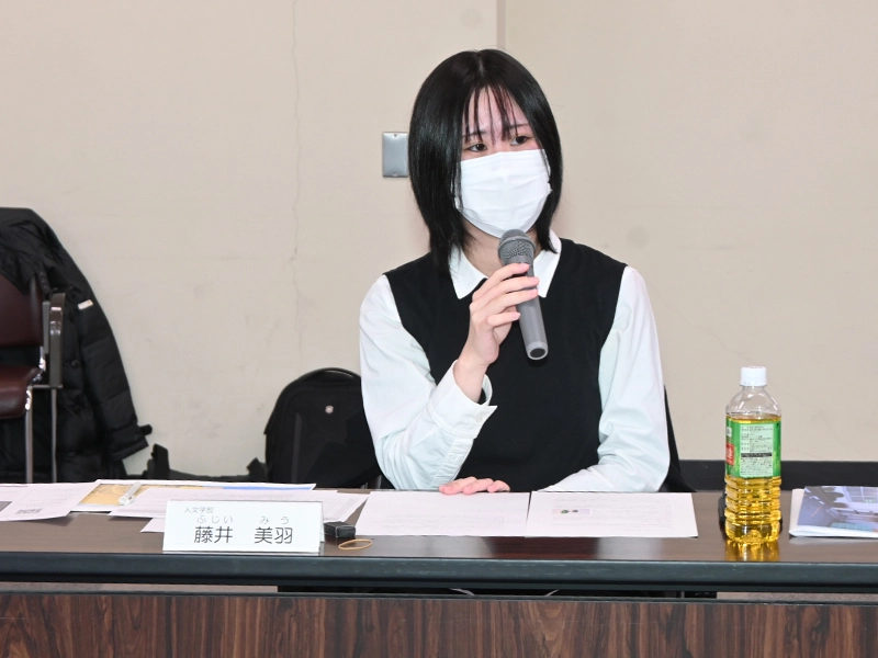 活動について話す藤井さん