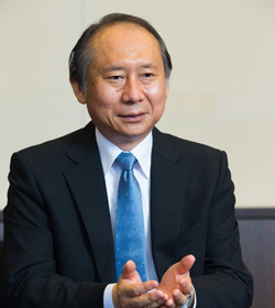 佐藤 雅美　学長