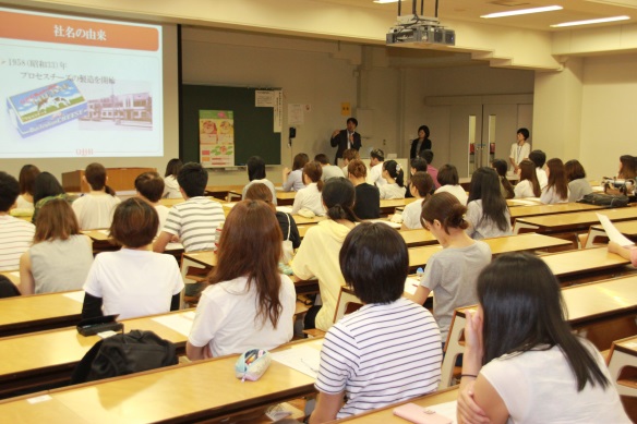 六甲バターの福田豊営業企画室長にお越しいただき7月に企画説明会を行いました