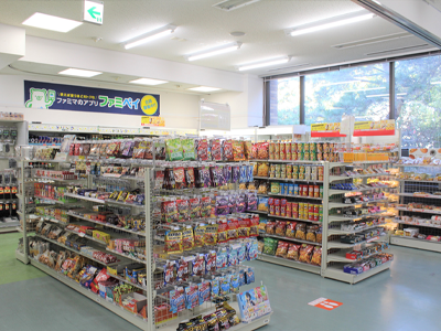 大学会館3階『ファミリーマート』(コンビニ)