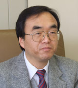 経済学部長 佐藤 伸明