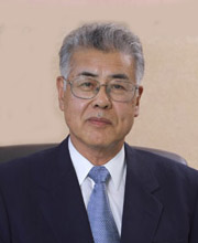 神戸学院大学 学長 岡田 芳男