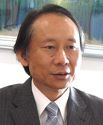 法学部長 佐藤 雅美 教授