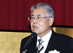 岡田 豊基　学長