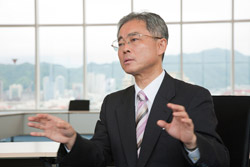 岡田 豊基 学長
