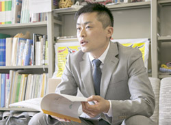 経営学部講師 柳 久恒