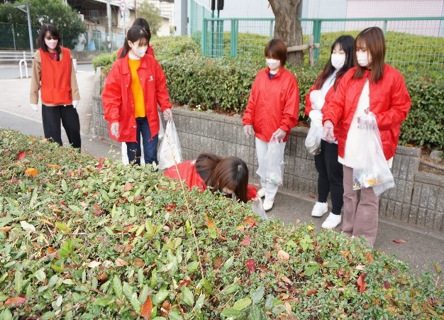 神戸女子大学の清掃の様子(画像)