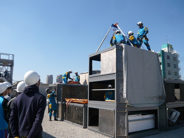 奈良県警による救助訓練(画像)